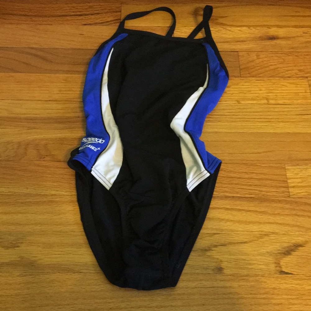 Speedo swim suit size 26
